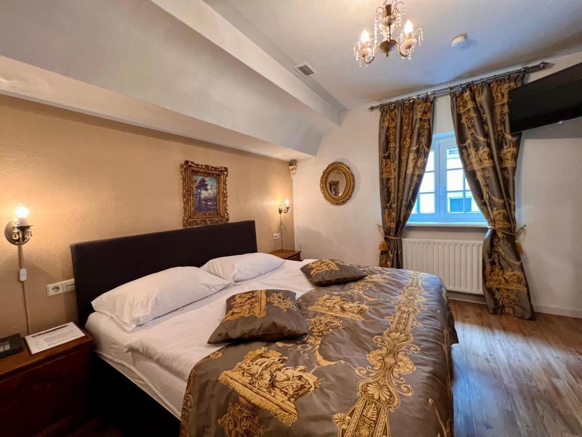 Altstadthotel Hayk Am Rhein Köln Kültér fotó