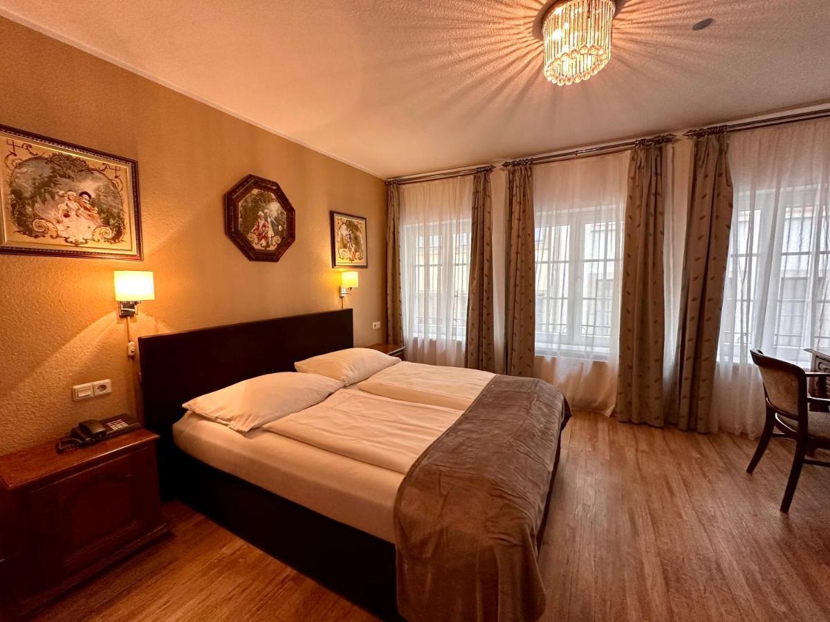 Altstadthotel Hayk Am Rhein Köln Kültér fotó