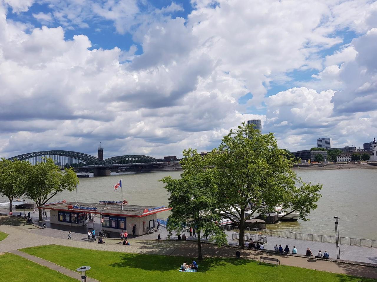 Altstadthotel Hayk Am Rhein Köln Kültér fotó